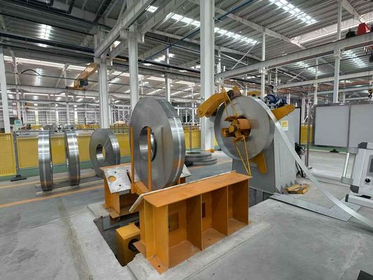কেনা কাস্টমাইজযোগ্য রোল ফর্মিং মেশিন 15m/min ক্যাবল সমর্থন ট্রে রোল ফর্মিং সরঞ্জাম online manufacture