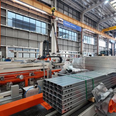 HMI সারফেস সহ বন্ধনীর জন্য রোল ফর্মিং মেশিন